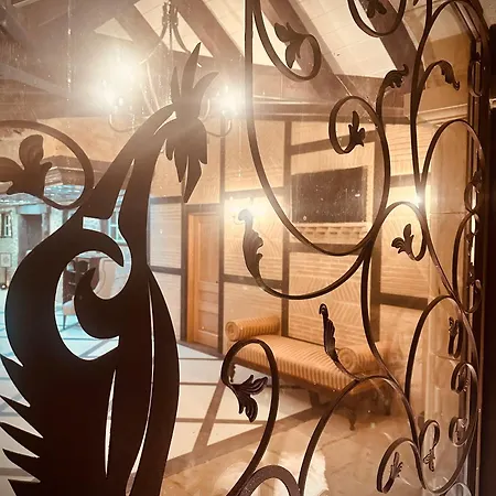 カントリーハウス La Quinta Luxury Palace