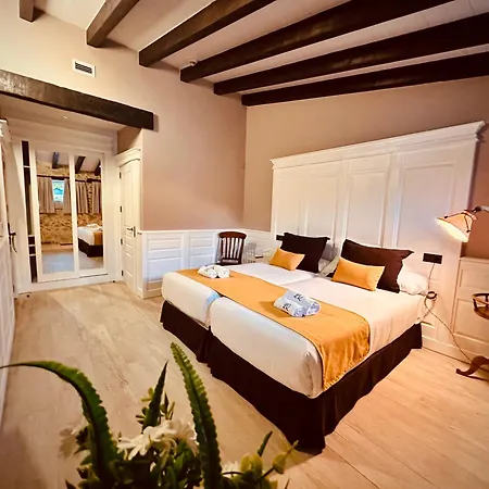 La Quinta Luxury Palace