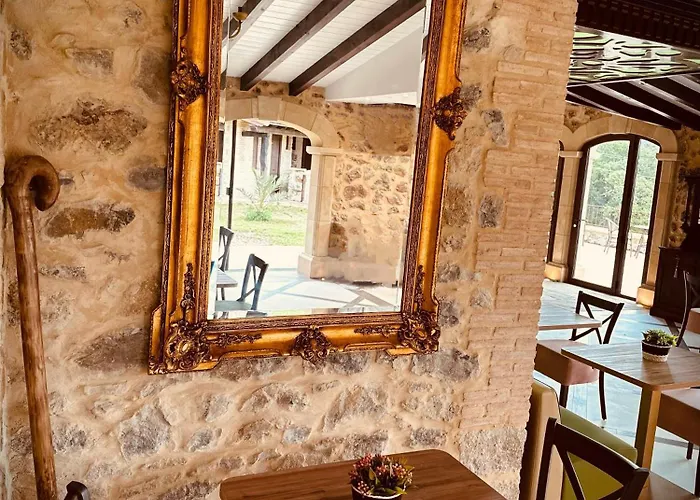 La Quinta Luxury Palace *